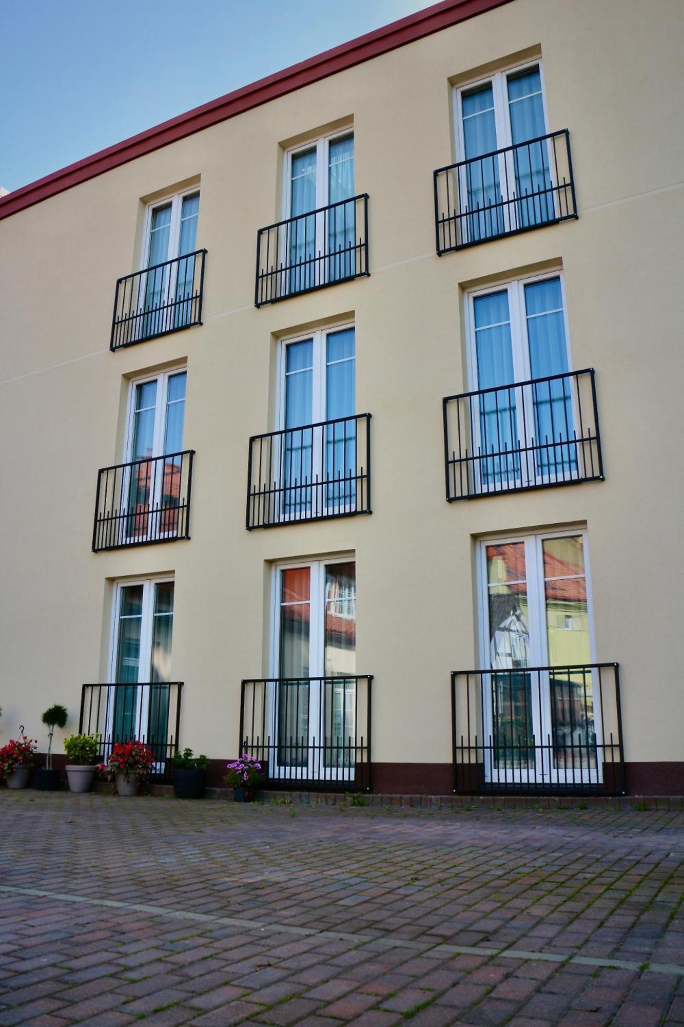1910 Apartments ไคลเพดา ภายนอก รูปภาพ
